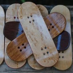 Radical Fingerboards logo